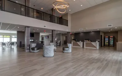 Photo 5 - Best Western Plus Tacoma Hotel