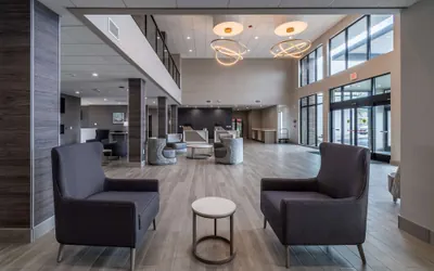 Photo 4 - Best Western Plus Tacoma Hotel