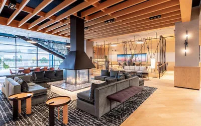 Photo 3 - The Shay Hotel
