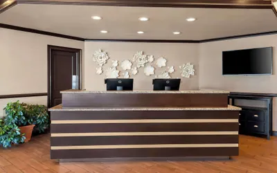 Photo 3 - Best Western Newport Inn
