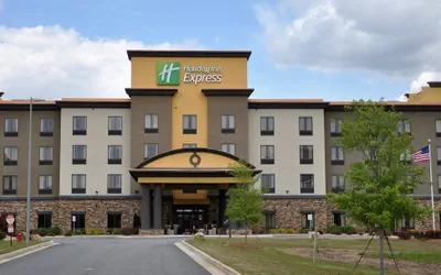 Photo 2 - Holiday Inn Express & Suites Perry-National Fairground Area, an IHG Hotel