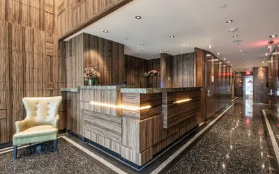 Photo 4 - Opera House Hotel