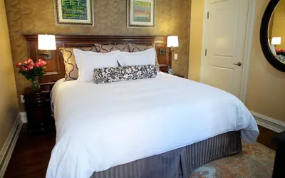 Photo 2 - Guesthouse at Norwalk Inn