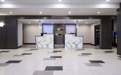 Photo 3 - La Quinta Inn & Suites by Wyndham Muskogee