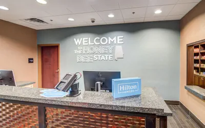 Photo 4 - Hampton Inn Foley
