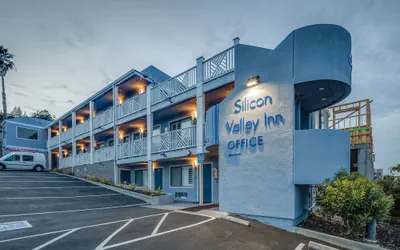 Photo 2 - Silicon Valley Inn
