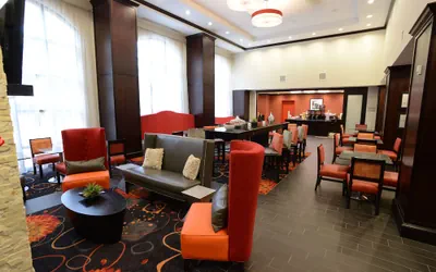 Photo 4 - Hampton Inn & Suites Albany At Albany Mall