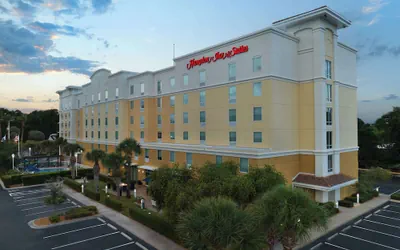 Photo 2 - Hampton Inn & Suites Orlando-North/Altamonte Springs
