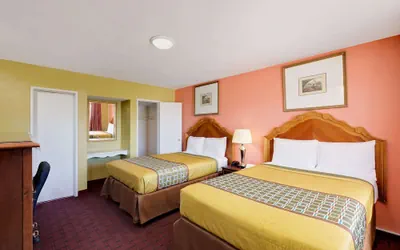 Photo 5 - Knights Inn Big Spring