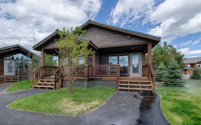 Photo 4 - Explorer Cabins At Yellowstone