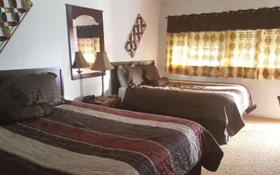 Photo 3 - Sonoma Lodge
