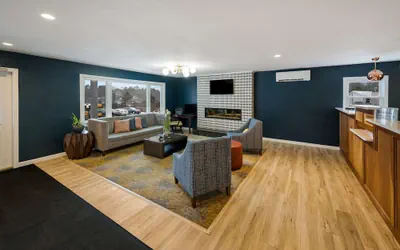 Photo 4 - Best Western Freeport Inn