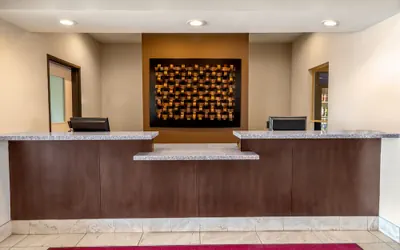 Photo 2 - Landmark Suites