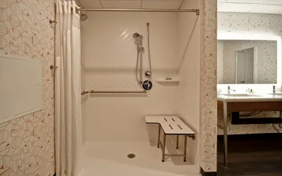 Photo 3 - Holiday Inn Lancaster by IHG