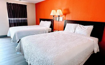 Photo 2 - Relax Inn Henryetta
