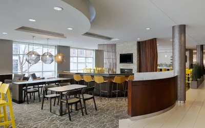 Photo 3 - SpringHill Suites by Marriott Bloomington