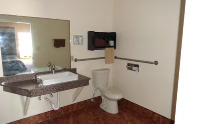 Photo 5 - Americas Best Value Inn Brownsville