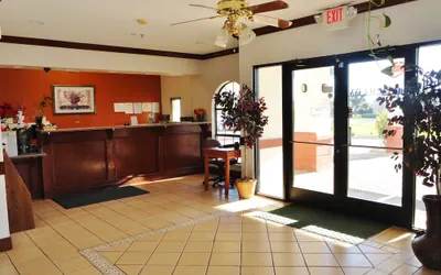 Photo 4 - Americas Best Value Inn Brownsville