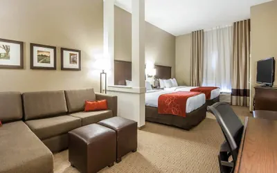 Photo 2 - Comfort Suites Marietta - Parkersburg