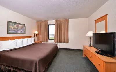 Photo 4 - Kelly Inn & Suites Mitchell South Dakota