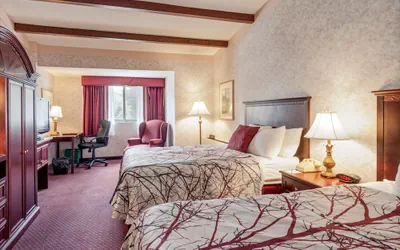 Photo 4 - Best Western Plus Portsmouth Hotel & Suites