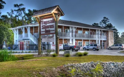 Photo 2 - Topsail Shores Inn