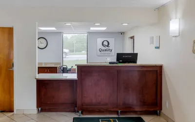 Photo 4 - Quality Inn - Roxboro South