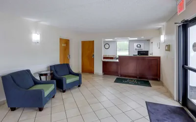 Photo 3 - Quality Inn - Roxboro South