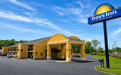Photo 2 - Days Inn by Wyndham Scottsboro AL