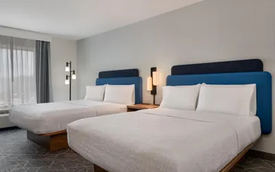 Photo 5 - Hampton Inn Detroit/Southgate