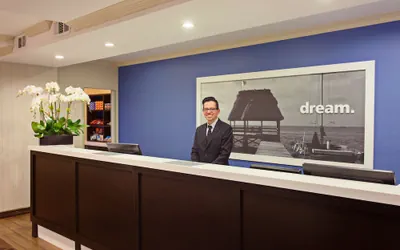 Photo 5 - Hampton Inn Los Angeles Int'l Airport/Hawthorne