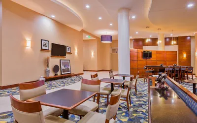 Photo 4 - Hampton Inn & Suites Downtown Owensboro/Waterfront