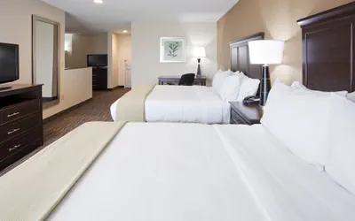 Photo 3 - Holiday Inn Express & Suites Willmar by IHG