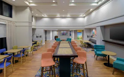 Photo 3 - Hampton Inn & Suites Pensacola/Gulf Breeze
