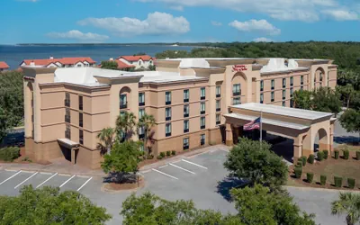Photo 2 - Hampton Inn & Suites Pensacola/Gulf Breeze