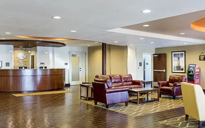 Photo 5 - Comfort Suites Minot South