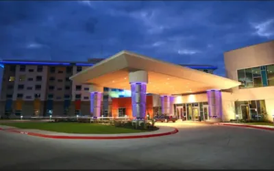 Photo 2 - Apache Casino Hotel