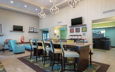 Photo 4 - Hampton Inn & Suites Adairsville-Calhoun Area