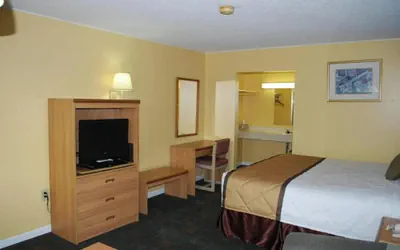 Photo 4 - Duffys Motel Calhoun by Hotel O GA I-75