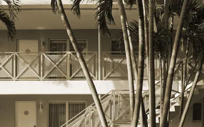 Photo 2 - 1818 Meridian House Apartments and Suites by Eskape Collection