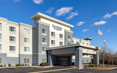 Photo 2 - Fairfield Inn & Suites by Marriott Smithfield Selma/I-95