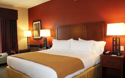 Photo 3 - Holiday Inn Express Hotel & Suites Paducah West by IHG