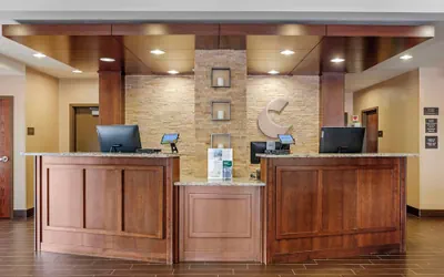 Photo 4 - Comfort Inn & Suites