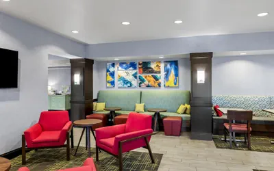 Photo 4 - Hampton Inn Middletown