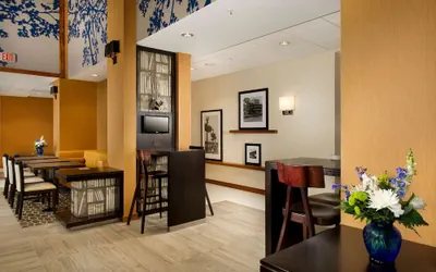 Photo 5 - Hampton Inn & Suites Washington DC North/Gaithersburg