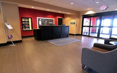Photo 5 - Hampton Inn & Suites Grand Forks