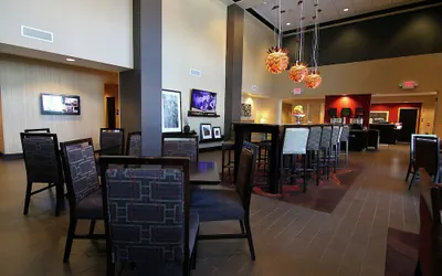 Photo 2 - Hampton Inn & Suites Grand Forks