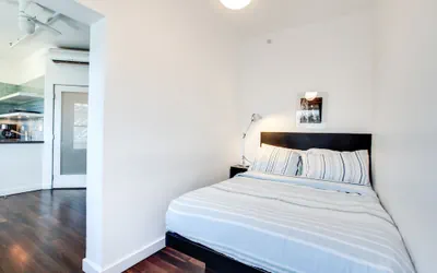 Photo 3 - Venice Breeze Suites