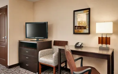 Photo 3 - Holiday Inn Express Hotel & Suites Butte by IHG