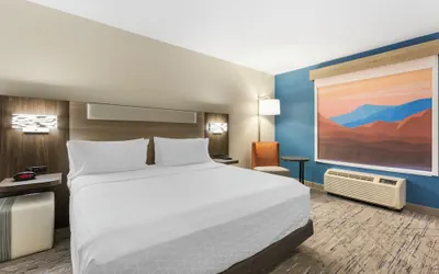 Photo 5 - Holiday Inn Express Hotel & Suites Belgrade by IHG